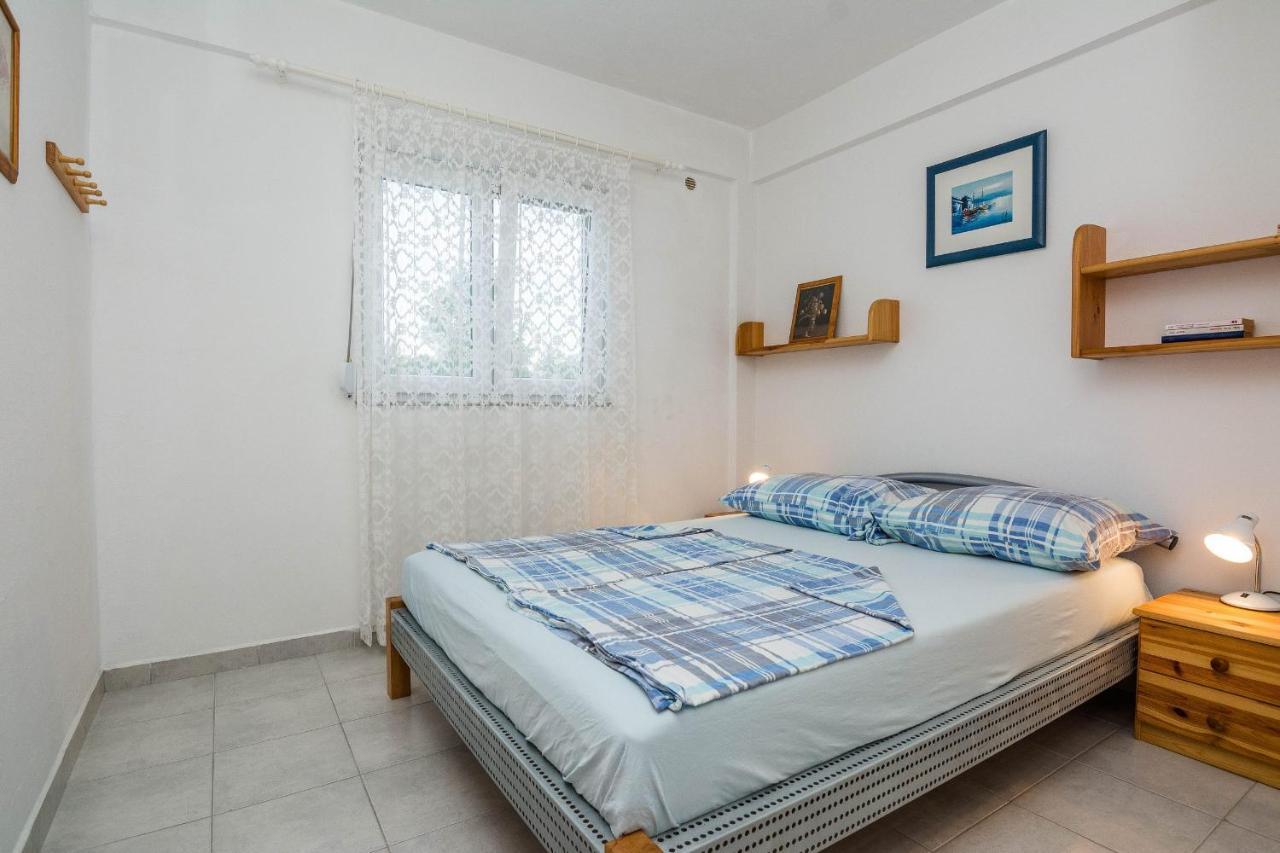 Apartments Gogoljak Vir Exterior photo